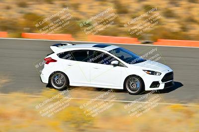 media/Nov-16-2024-Extreme Speed (Sat) [[6587d07cc4]]/Gold Group/Session 3 (The Bowl)/
